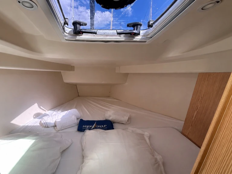 Sailboat rental in Cogolin - Hanse Hanse 315