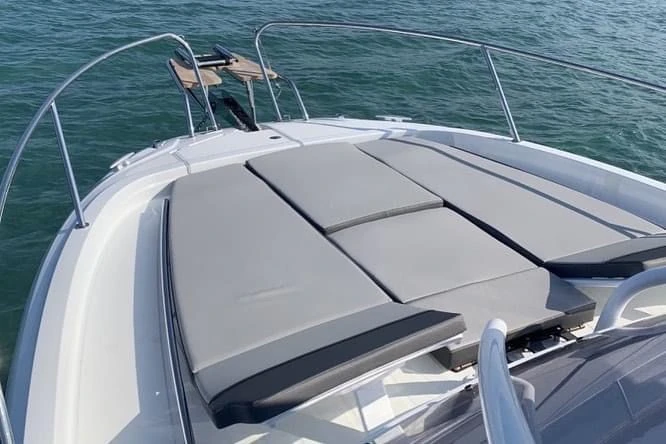 Yacht charter Sant Antoni de Portmany cheap Cap Camarat 9.0 WA