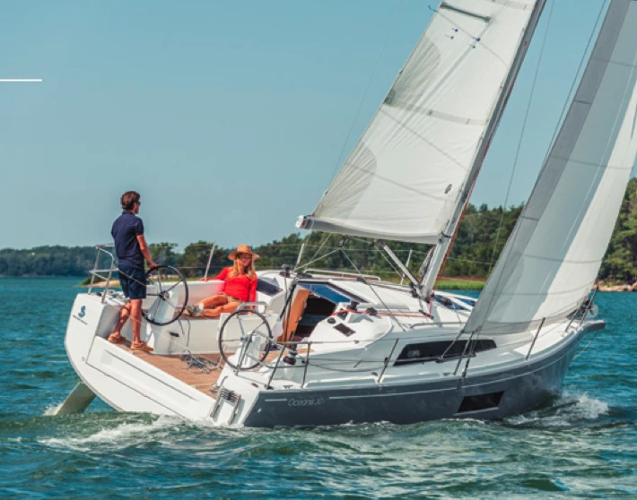 Bénéteau Oceanis 30.1 charter bareboat or captained in  Port de Trébeurden