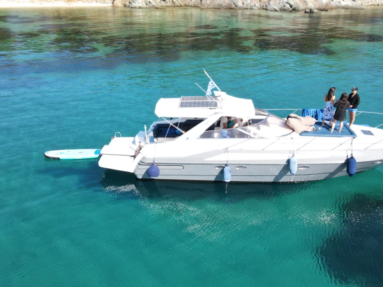 Motorboat for rent Pefkohori at the best price