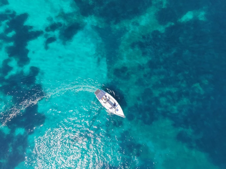 Sailboat rental with or without captain Yachting-France Saint-Jean-Cap-Ferrat