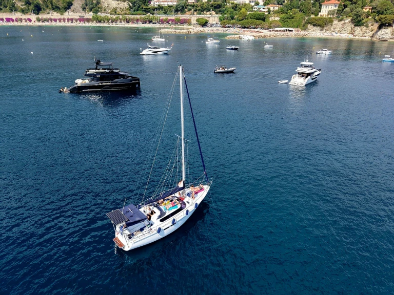 Yacht charter Saint-Jean-Cap-Ferrat cheap 10.40 MS