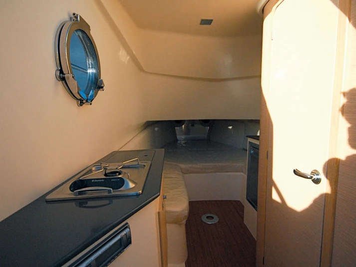Bareboat Rental RIB Capelli with a boat licence