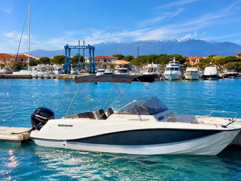 Boat rental Quicksilver Activ 675 Open in Argelès-sur-Mer on Samboat
