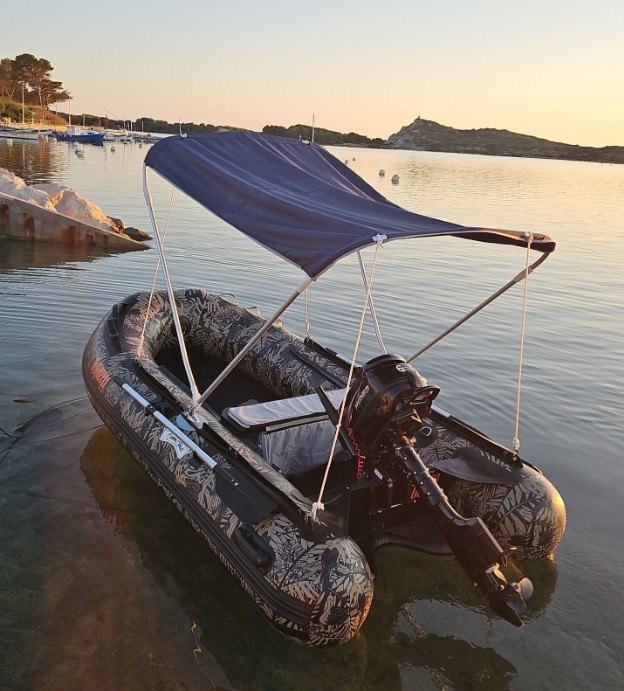 Bareboat Rental RIB Océan Skull with a boat licence