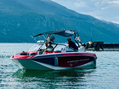 Motorboat rental in Aix-les-Bains - Nautique Correct Craft g21