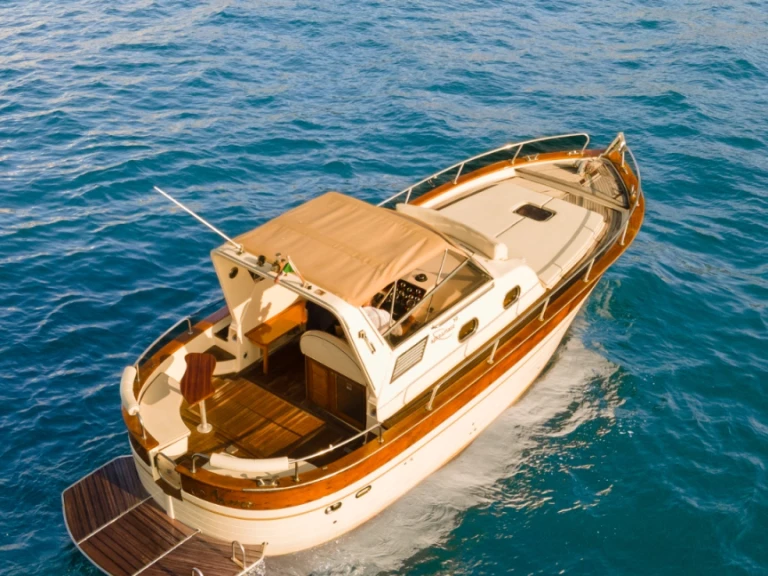 Apreamare Apreamare 11 charter bareboat or captained in  Sorrento