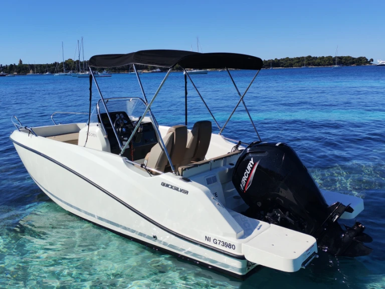 Quicksilver Quicksilver 555 Open in Mandelieu-la-Napoule on SamBoat