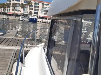 Rent a Jeanneau Merry Fisher 650 France