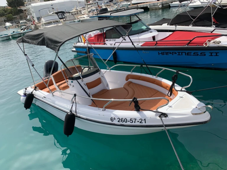 Raineri Challenger 19 charter bareboat or captained in  Palma de Mallorca