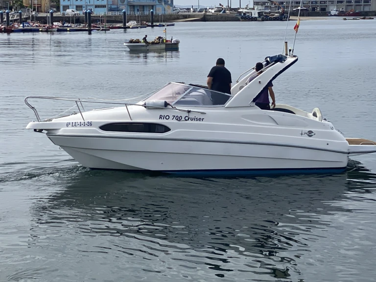 Rio Rio 700 Cruiser in A Pobra do Caramiñal on SamBoat