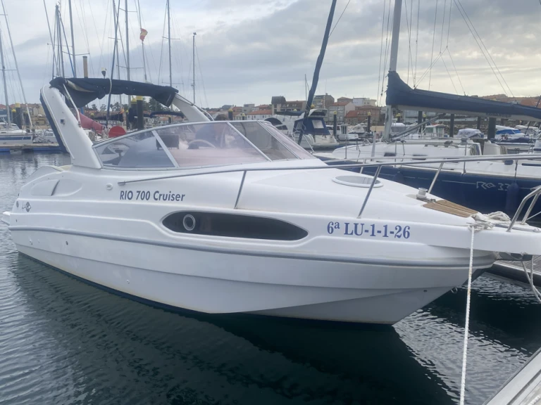 Rent a Rio Rio 700 Cruiser A Pobra do Caramiñal