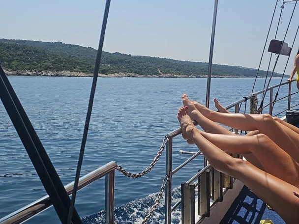 Motorboat rental with or without captain Ston Jesenice