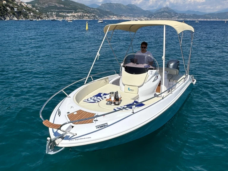 Boat rental Romar Bermuda 690 in Vietri sul Mare on Samboat