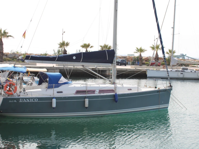 Hanse 370e  in Torrevieja on SamBoat