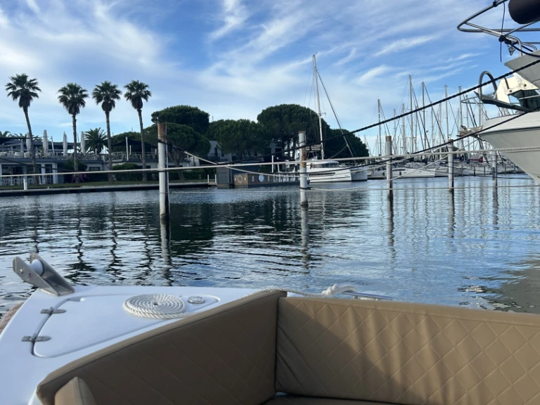 Rent a Sylver Yacht SYLVER YACHT Port-Camargue