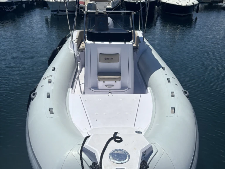 Bareboat Rental RIB Selva with a boat licence