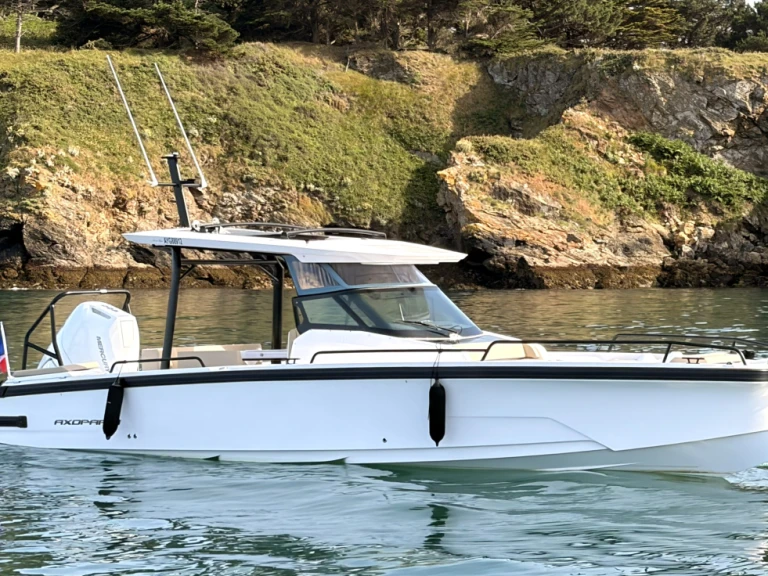 Rent a Axopar 29 Étel
