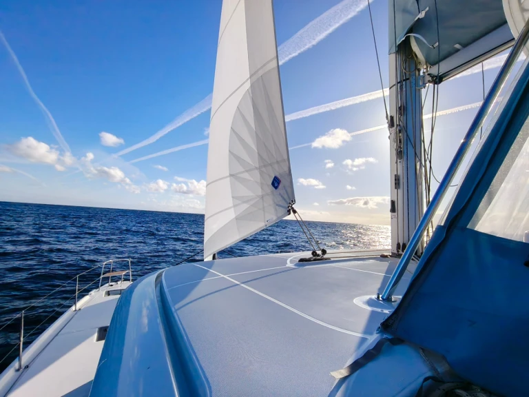 Rent a Lagoon Lagoon 46 Iconic Nisida