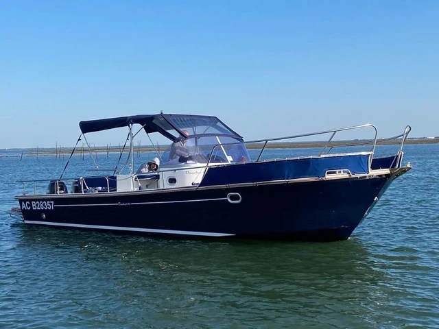 Beacher Beacher V8 in Arcachon on SamBoat