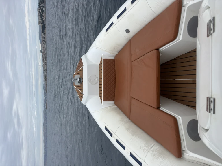 Yacht charter Marseille cheap Marine 850 Open