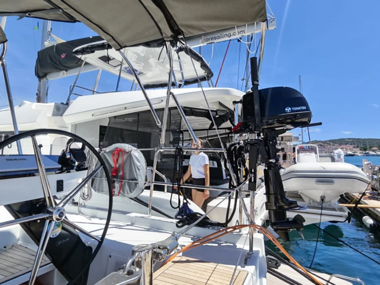 Boat rental Dufour Dufour 54 - 6 cab. in Seget Donji on Samboat