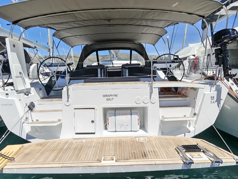 Sailboat rental in Seget Donji - Dufour Dufour 54 - 6 cab.