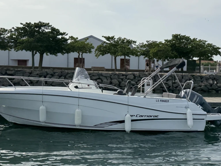 Jeanneau Cap Camarat 7.5 CC Serie 2 charter bareboat or captained in  Saint-Gilles-Croix-de-Vie