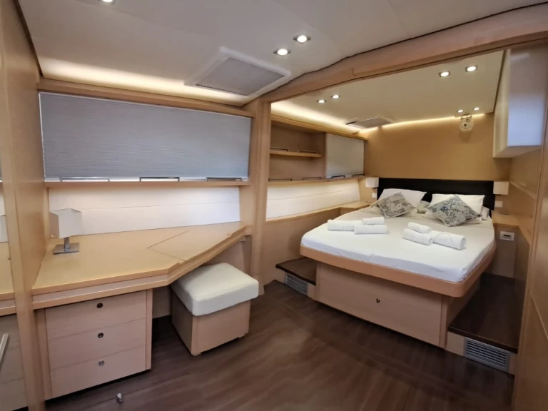 Bareboat Rental Catamaran Lagoon with a boat licence
