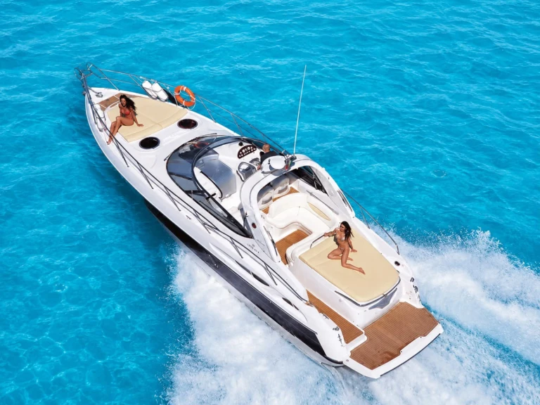 Motorboat for rent Mandelieu-la-Napoule at the best price
