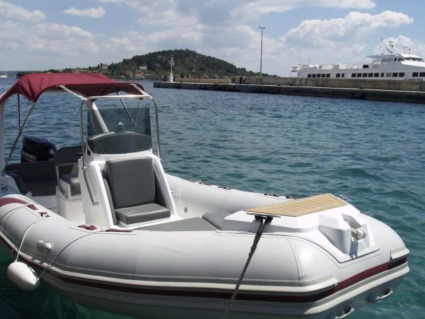 Yacht charter Preko cheap 6.5