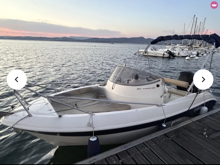 Yacht charter Six-Fours-les-Plages cheap Blu water 540