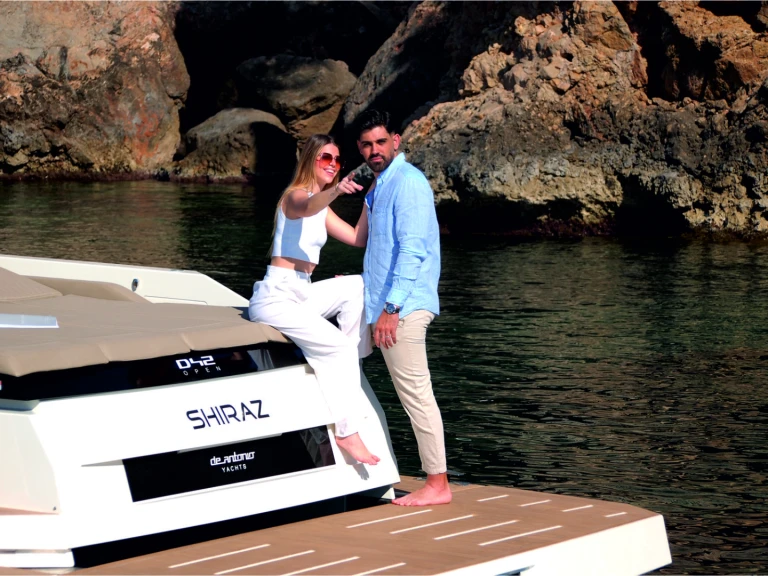 Rent a DE ANTONIO Yachts D42 Open  Palma de Mallorca