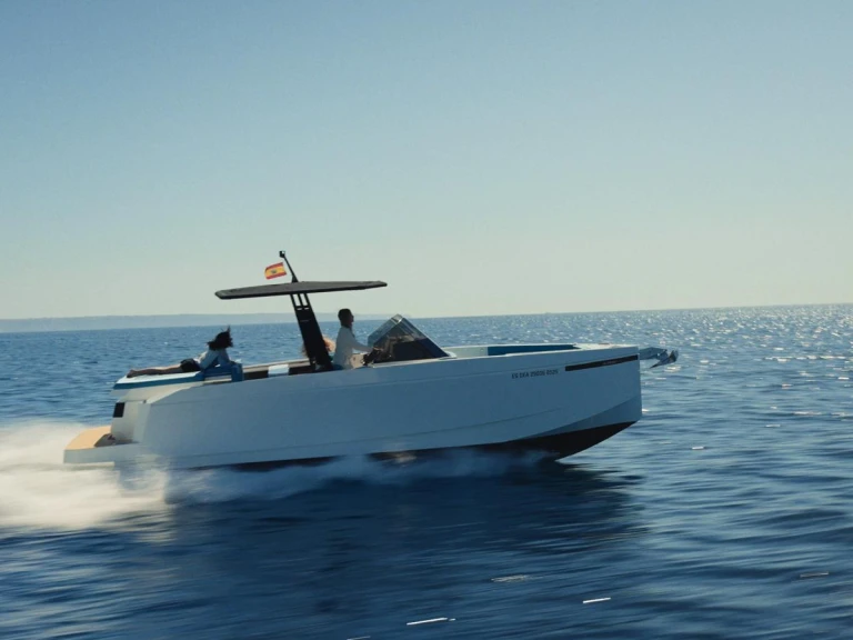 DE ANTONIO Yachts D29 Open in Palma de Mallorca on SamBoat
