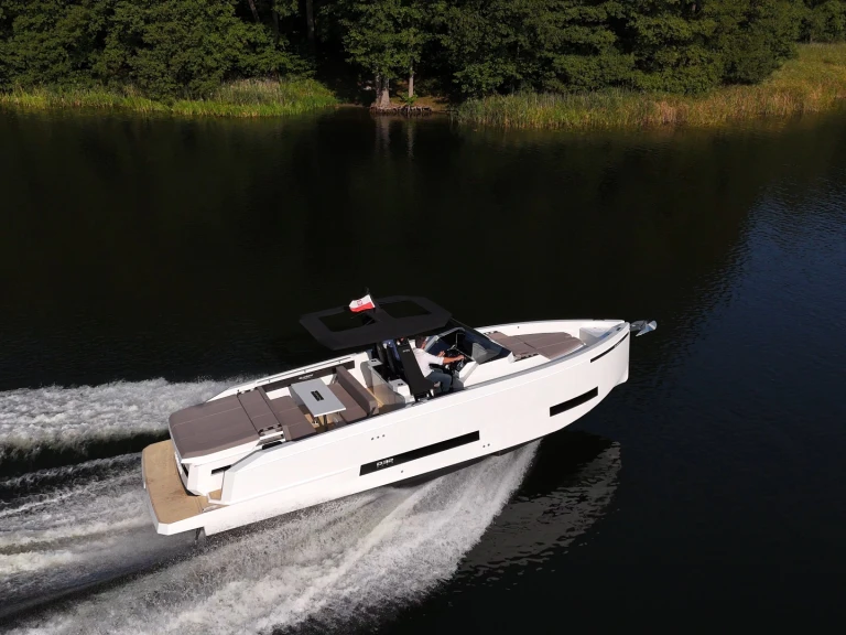 Boat rental DE ANTONIO Yachts D32 Open  in Palma de Mallorca on Samboat