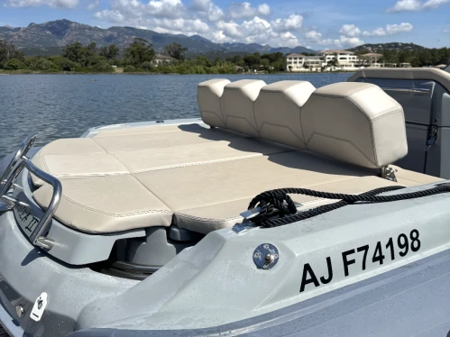 Yacht charter Porto-Vecchio cheap Adrenalina 9.0