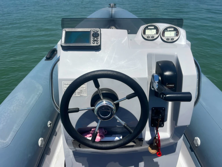 3dtender Xpro 535  charter bareboat or captained in  Faro
