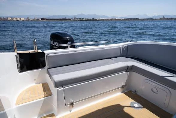 Boat rental Saver Saver 750 Cabin  in Porto Rotondo on Samboat