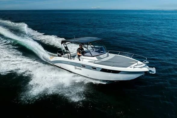 Motorboat rental with or without captain Saver Porto Rotondo