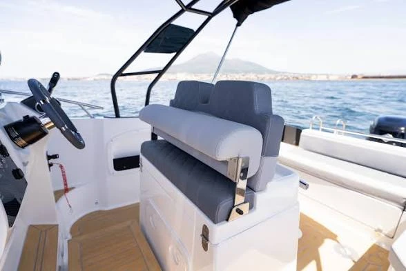 Motorboat for rent Porto Rotondo at the best price