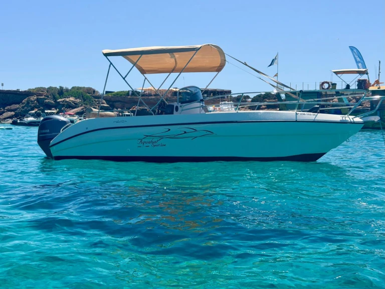 Aquabat Sport line 21 in Sant Antoni de Portmany on SamBoat