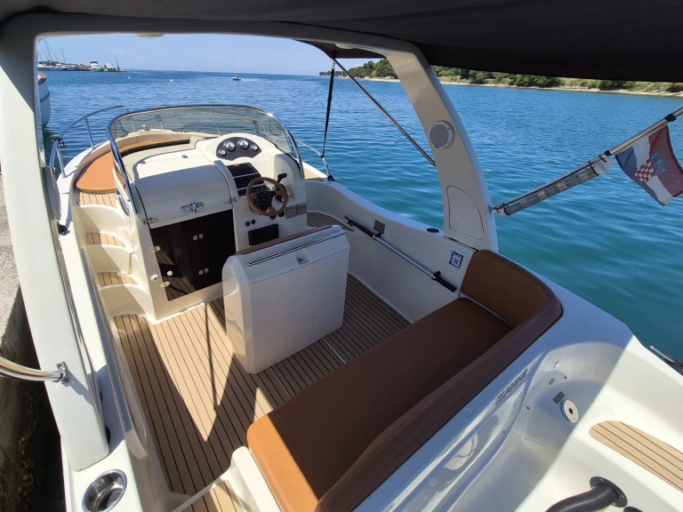 Yacht charter Poreč cheap Flame