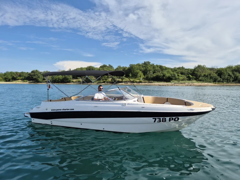 Motorboat for rent Poreč at the best price