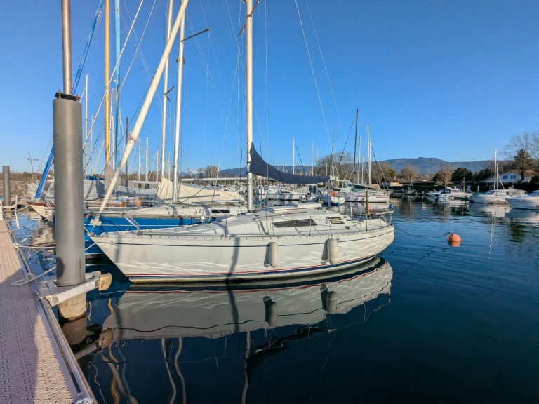 Sailboat rental with or without captain Bénéteau Sciez
