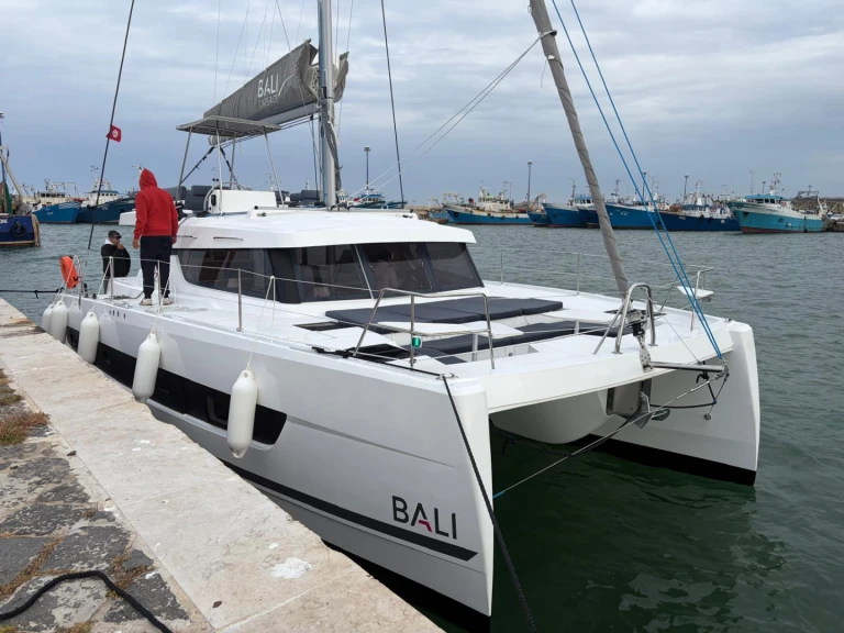 Catamaran rental in Rimini - Bali Bali Catspace MY