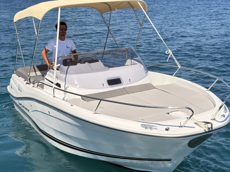 Rent a Jeanneau Cap Camarat 6.5 WA Serie 3 Porto di Amalfi Marina Coppola
