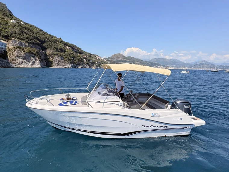 Jeanneau Cap Camarat 6.5 WA Serie 3 charter bareboat or captained in  Porto di Amalfi Marina Coppola