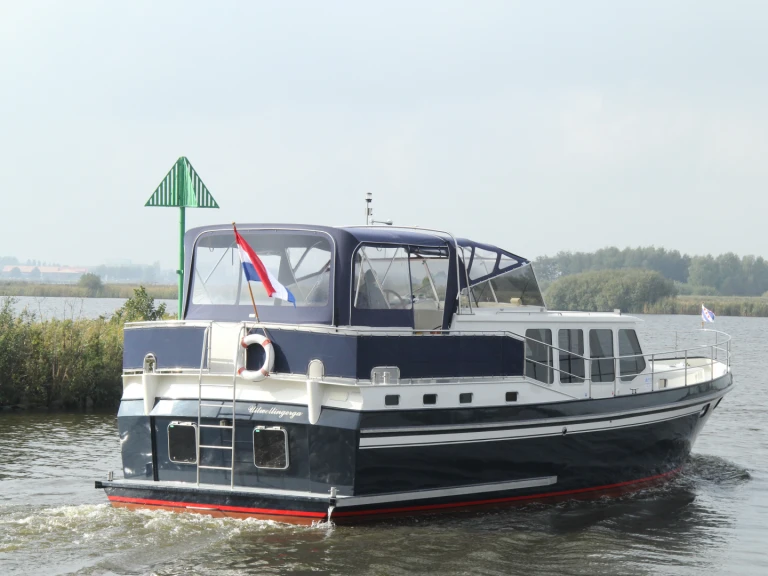 Motorboat rental with or without captain privateer Gaastmeer