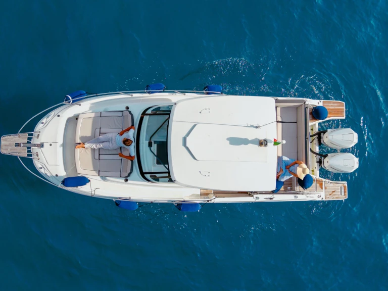 Rent a Jeanneau Cap Camarat 9.0 WA La Spezia