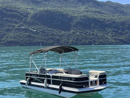 Rent a HURRICANE fundeck 190 Aix-les-Bains